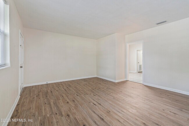 Photo - 3047 Post St