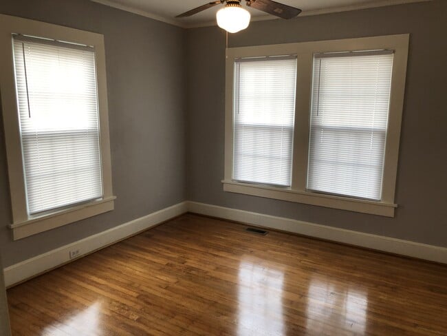 Photo - 542 E Black St