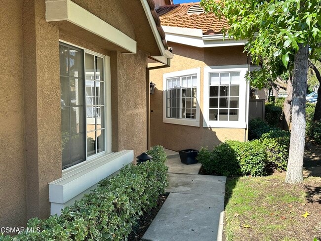Photo - 4895 Martona Dr