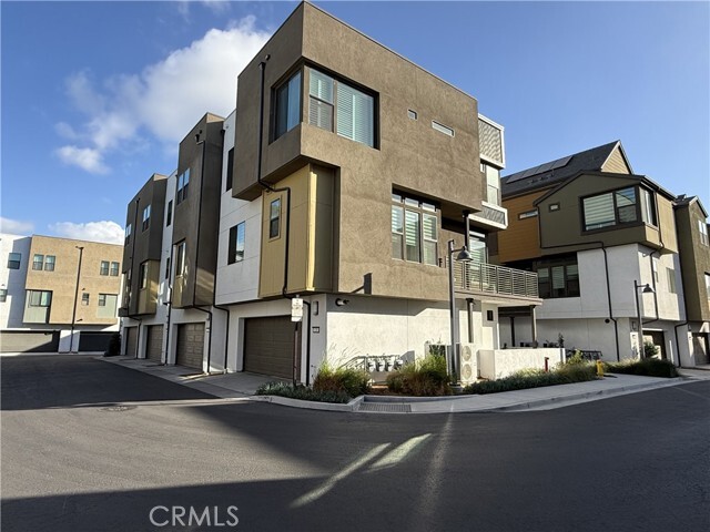 Photo - 120 Sawbuck Townhome