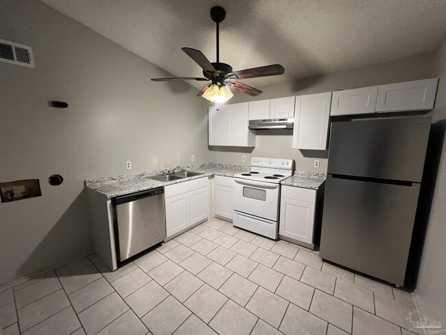 Photo - 6809 Tiki Ln