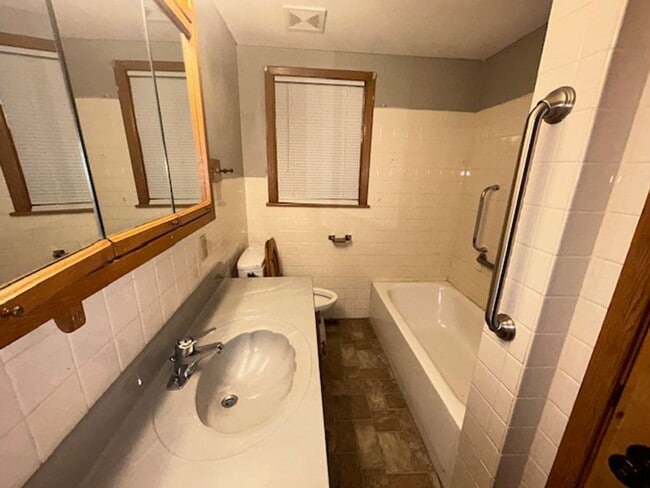 Photo - Nice west side Home.3+ bedroom with a cozy backyard