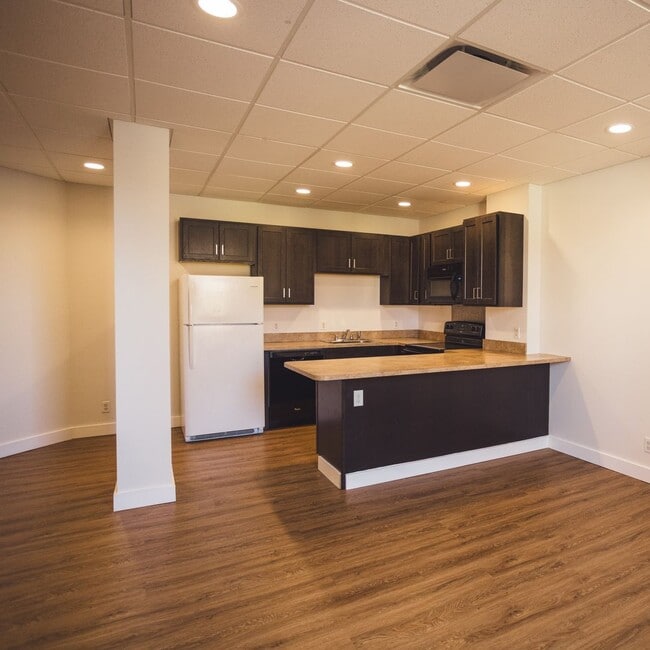 Photo - Apartments in the HEart of downtown Bozeman!