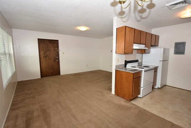 Silver Creek Apartments