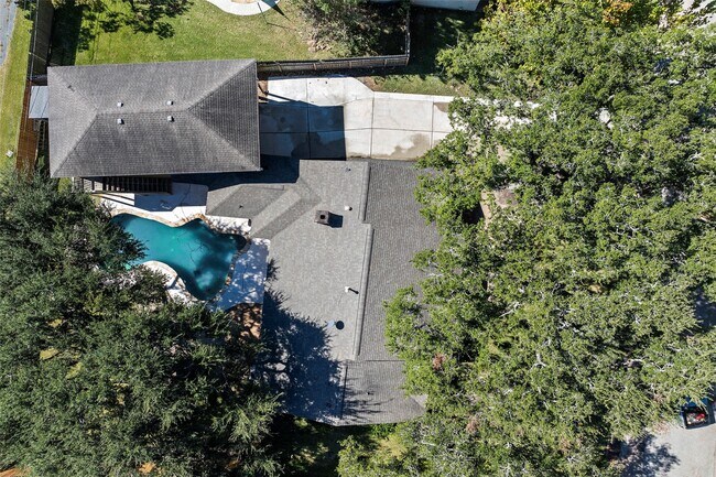 Photo - 1907 Dellore Ln