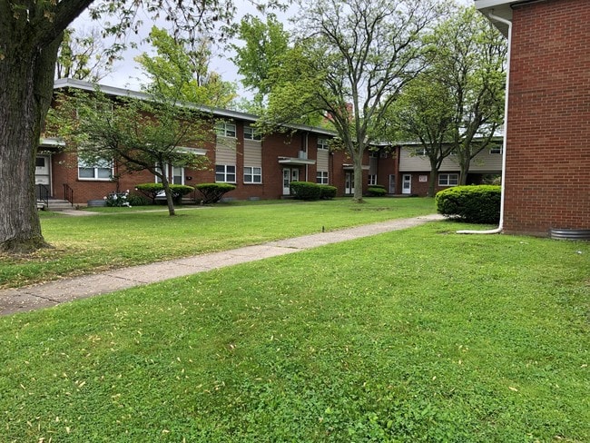 Hertel Avenue Townhomes