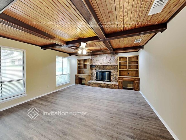 Photo - 427 Newcastle Dr