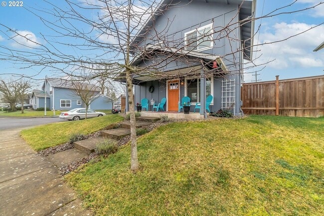 Photo - 2350 Compton St