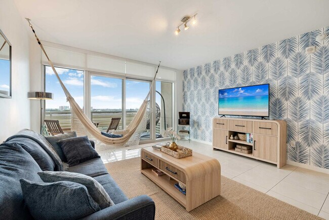 Photo - 3256 NE 1st Ave Unit SI ID1044513P