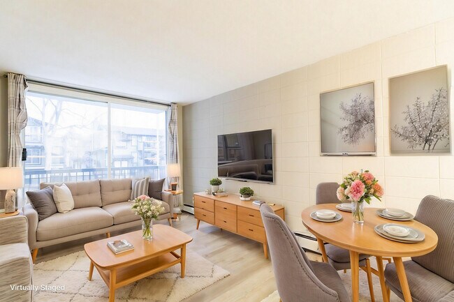 Photo - Tuxedo Park Apartments