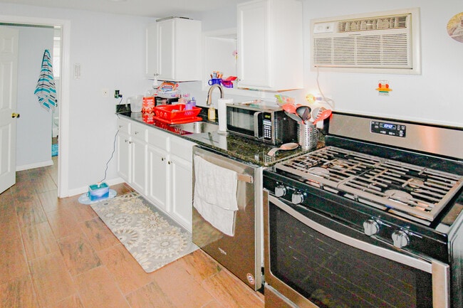 Photo - 6669 W Devon Ave Unit GW