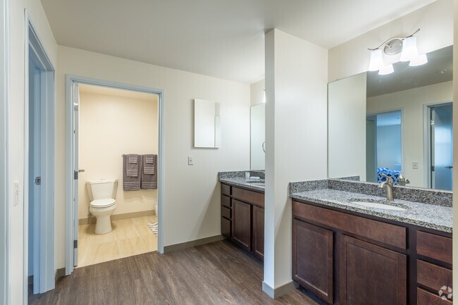 2BD 1BA 865 sq. ft.