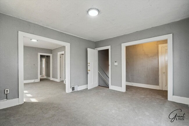Photo - 3813/3815 W Euclid - JL Schneider LLC Unit 3813 W Euclid, Upper