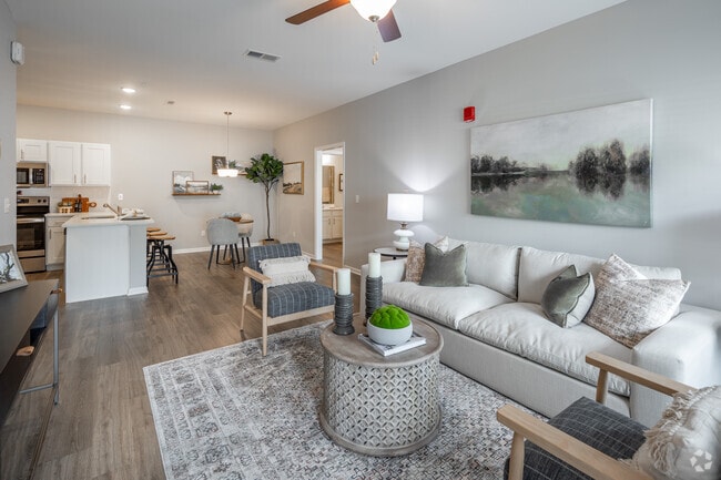 2BR, 2BA - B2 - 1,135SF - Living Room