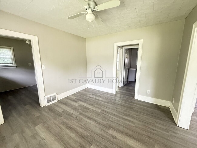 Photo - 283 Sobul Ave