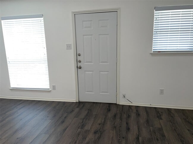 Photo - 1110 W Tri Oaks Ln Unit 157