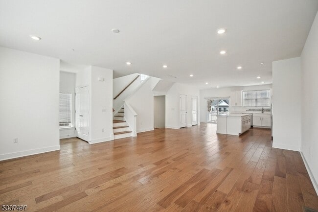 Photo - 10 Cecala Rd