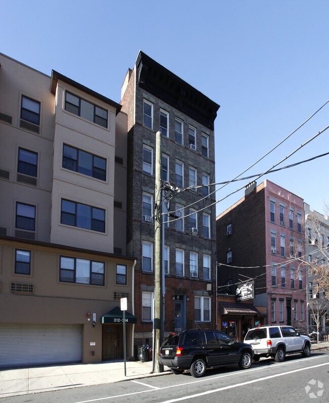 Photo - 316 Madison St
