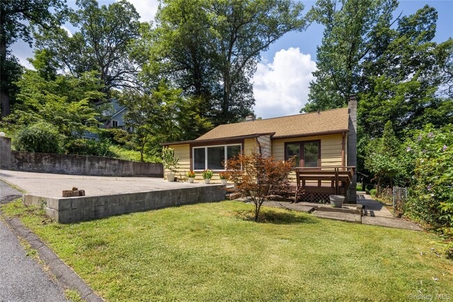 Building Photo - 3519 Hillside Dr Rental
