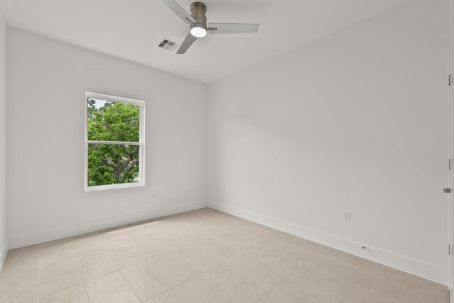 510 2nd St