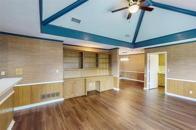 Photo - 7504 Summitview Dr