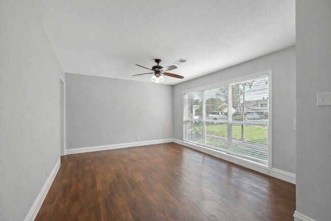 Photo - 3823 Florinda St