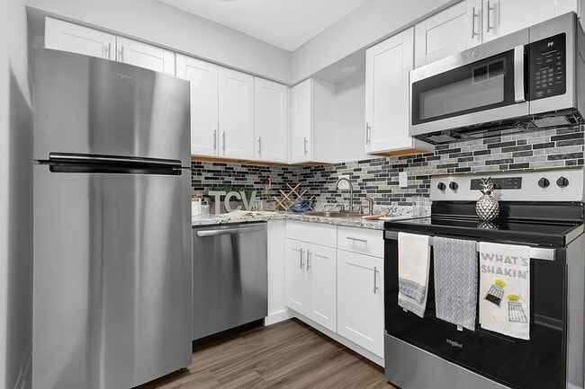 Photo - Tates Creek Village