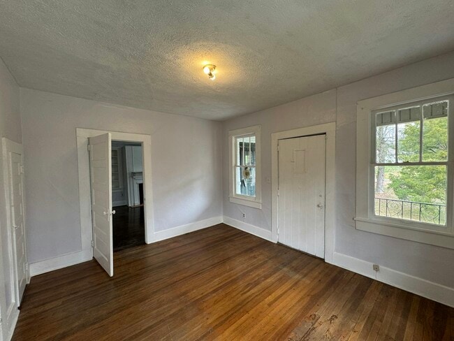 Photo - 435 Alta Woods Blvd