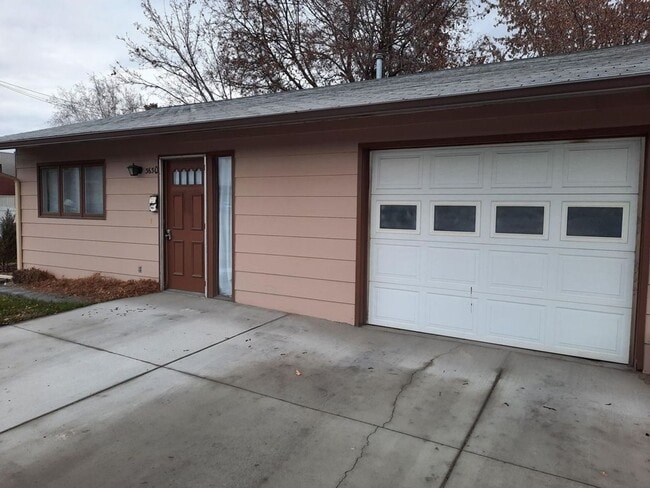 Building Photo - 1 Bed 1 Bath in Missoula