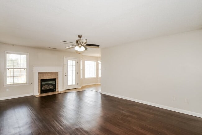 Photo - 1110 Greenwich Dr