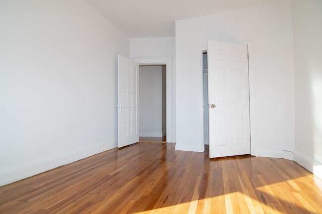Photo - Renovated 2BR apartment with balcony, heat inc. on Brookilne/Allston line!