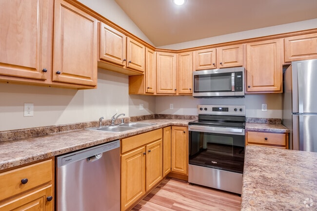 2BR, 2BA - 1,150SF - Kitchen