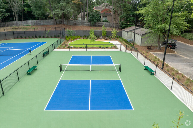 Building Photo - Grand Highlands Apartments