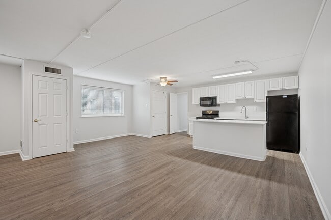 Photo - Fountain Gardens