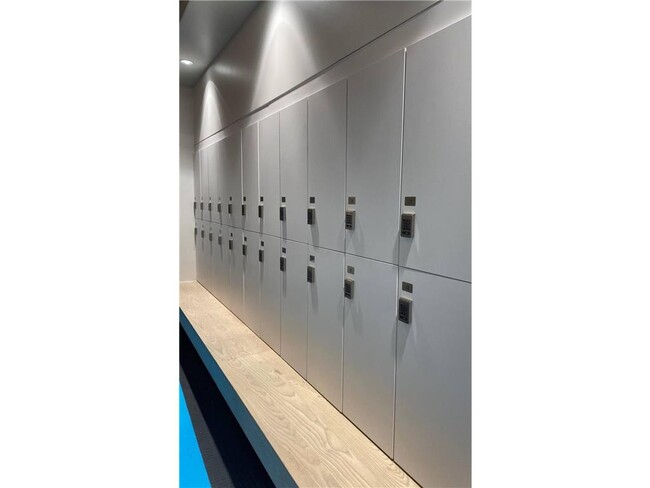 Photo - 728 N 3rd St Unidad 207