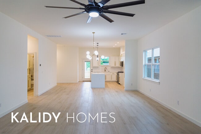 Photo - 509 Beechwood Way