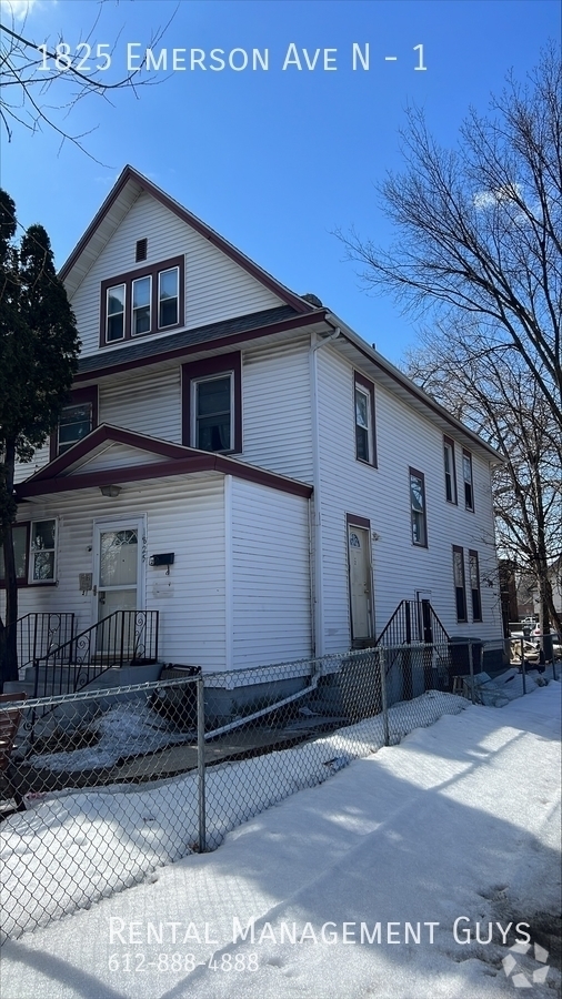 Building Photo - Ready to Rent 3 Bedroom Duplex! Fenced in ... Unit 1 Rental