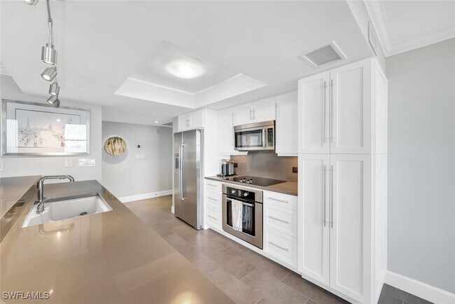 Photo - 6585 Nicholas Blvd Unidad 1903