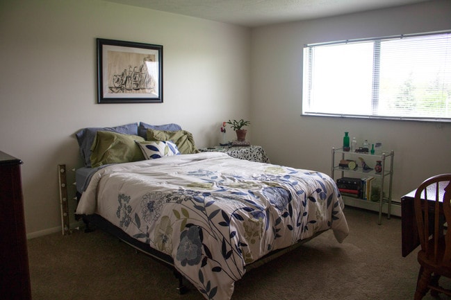 Kingston Place Apartments