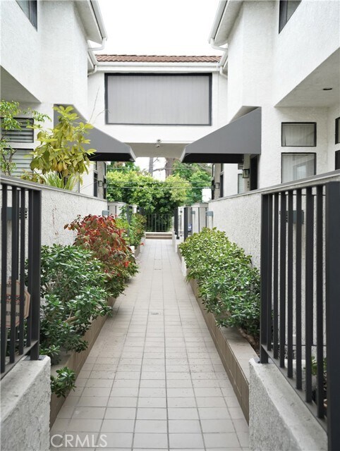 Photo - 14025 Riverside Dr Condo Unit 3