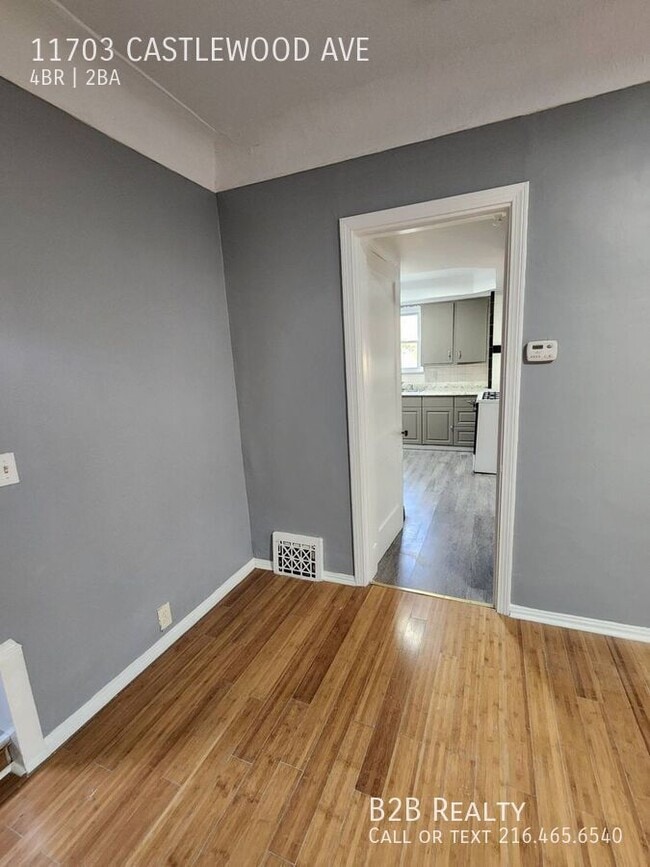 Photo - 11703 Castlewood Ave