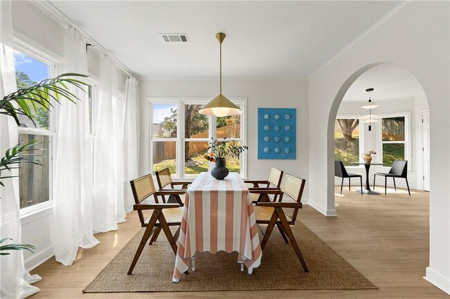 Photo - 1414 Justin Dr