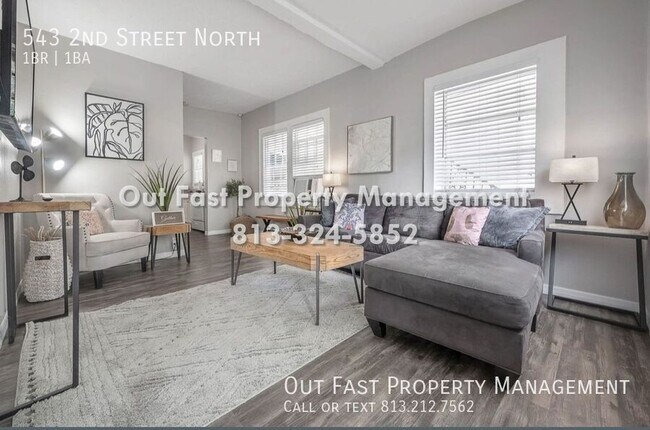 Photo - 543 2nd St N