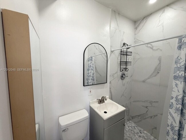 Photo - 1455 Michigan Ave Unit 6