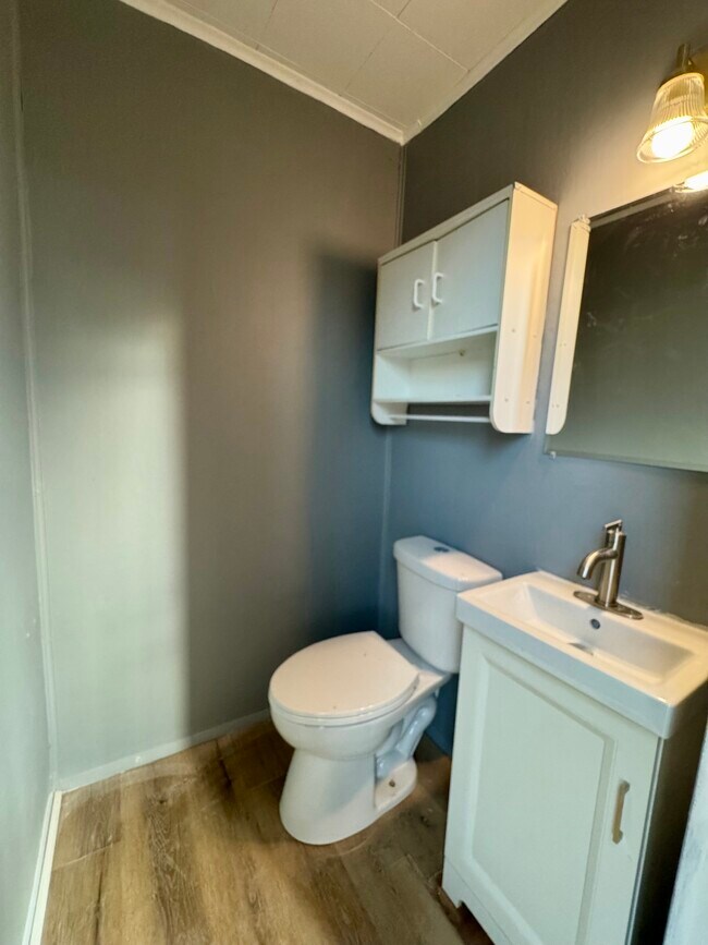 Photo - 321 Cedar St