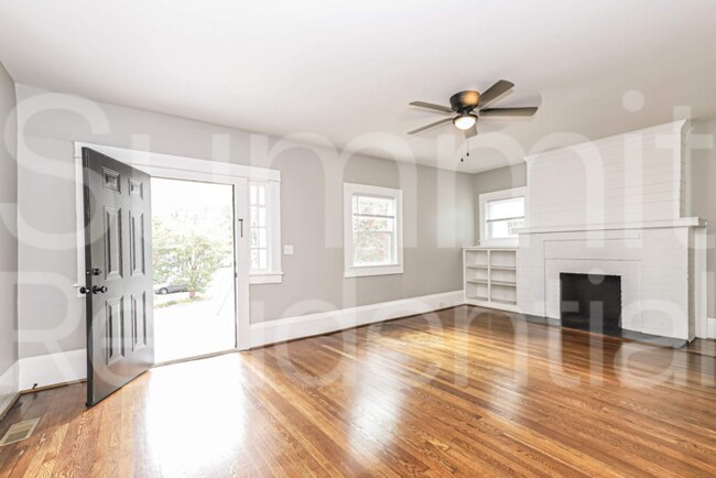 Photo - 619 N Mendenhall St