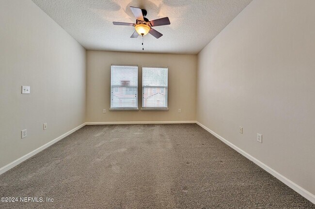 Photo - 13856 Herons Landing Way