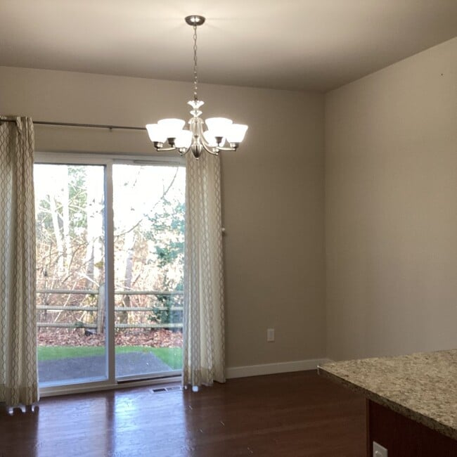 Photo - Modern Comfort & Timeless Style in the Heart of Lynnwood