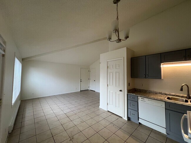 Photo - 1202-1204 24th St Unit # 1204