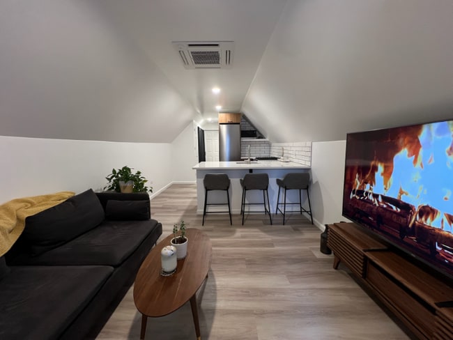 Building Photo - 3422 W Schubert Ave Unit 3